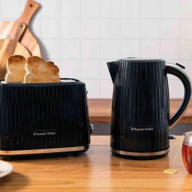 Fierbator de apa Russell Hobbs Eden Negru 27361, 2400W, 1.7 l, Oprire Automata, protectie impotriva fierberii uscate, filtru anticalcar detasabil