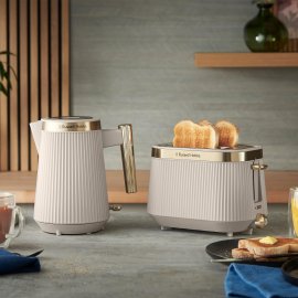 Fierbator Russell Hobbs Bronte Stone 26751, Capacitate 1,7L, Putere 3000W, Design Piatra cu Accente Aurii