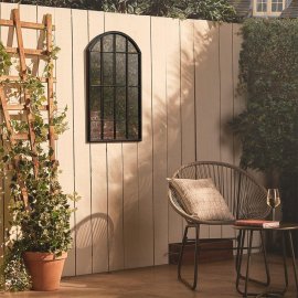 Oglinda decorativa pentru exterior VonHaus 2500374, cadru din fier forjat, 51x81x3 cm