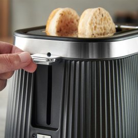 Prajitor de paine Russell Hobbs 26760, 2 Felii, Putere 980 W, Functie dezghetare, Culoare Negru, Indicator Luminos