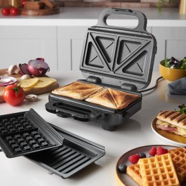 Sandwich-maker Russell Hobbs Creation 3 in 1 26810-56, 750 W, 3 Placi detasabile, Grill, Gofre, Sandwich-uri, Inox/Negru