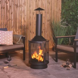 Semineu pentru exterior, cu carbuni/lemne VonHaus 2500652, din otel negru, cu gratar inclus, cu vatrai, 130x51cm