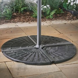 Set 2 piese de suport pentru umbrela VonHaus 2522064, din ciment compozit negru, 12,5 kg per bucata, necesita 2 pachete pentru un set complet