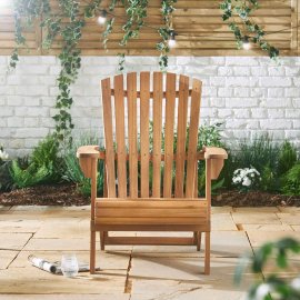 Set 2 Scaune Adirondack Armate pentru Gradina VonHaus 2522091-0, din lemn de salcam, capacitate maxima 150kg, maro